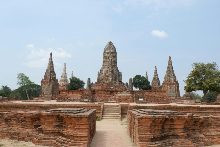 ปักหมุด ปากเกร็ด-เมืองทอง: แหล่งรวมจุดเช็คอิน & แรงบันดาลใจแต่งบ้าน สไตล์คุณ | เที่ยวใกล้กรุง ครบจบในทริปเดียว