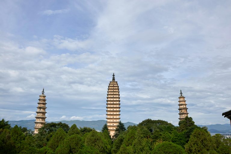 ปากเกร็ด & เมืองทองธานี: อัปเดตแลนด์มาร์กสุดฮิต ชวนคุณมาแต่งบ้านให้ฟีลลิ่งเหมือนวาร์ปไปเมืองนอก!