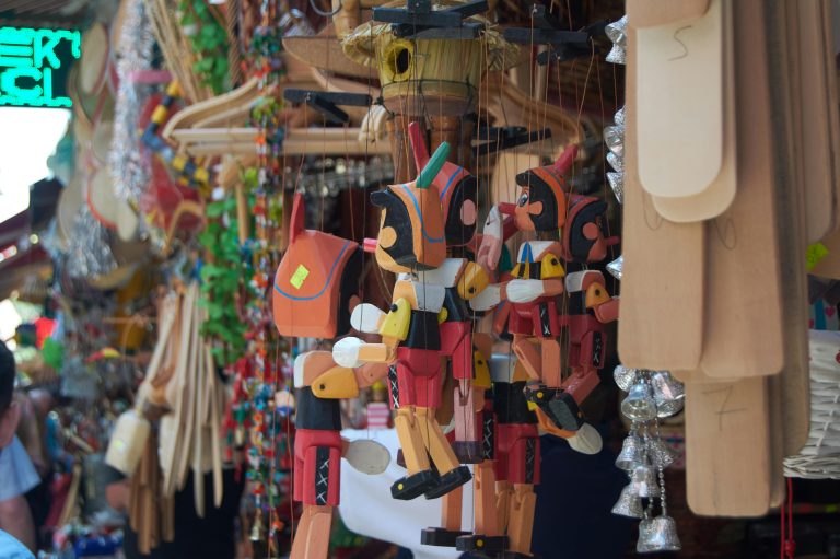 ปากเกร็ด-เมืองทอง: สวรรค์นักเที่ยว-ศิลปะการแต่งบ้านที่ไม่ควรพลาด!