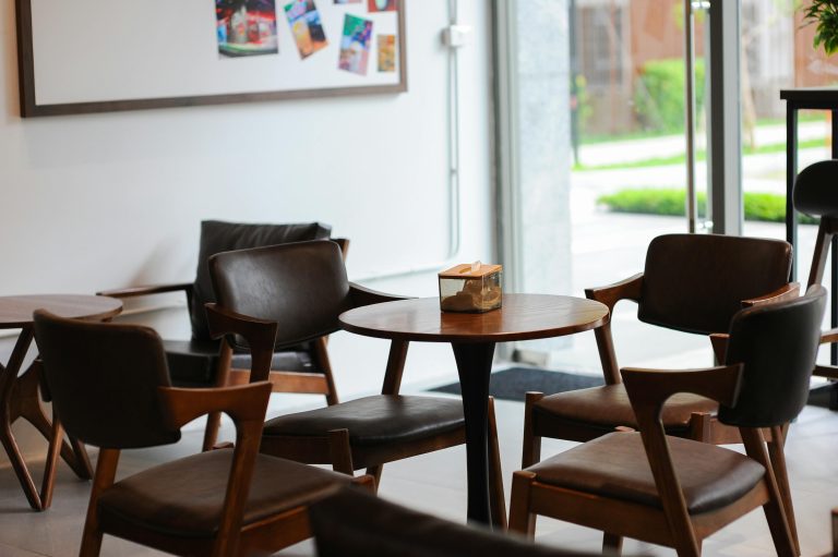 ปากเกร็ด-เมืองทอง: เช็คอินที่เที่ยวสุดฮิป พร้อมเนรมิตบ้านให้ว้าว! ในสไตล์คุณ