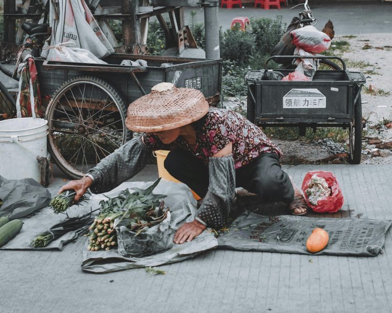 ปากเกร็ด-เมืองทอง: เช็คอินที่เที่ยวฮิต พร้อมไอเดียแต่งบ้านสไตล์มินิมอล ให้มุมโปรดของคุณมีชีวิตชีวา!